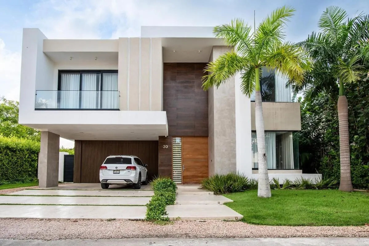 Modern Villa Louis 6-Bdr In Punta Cana With Maid