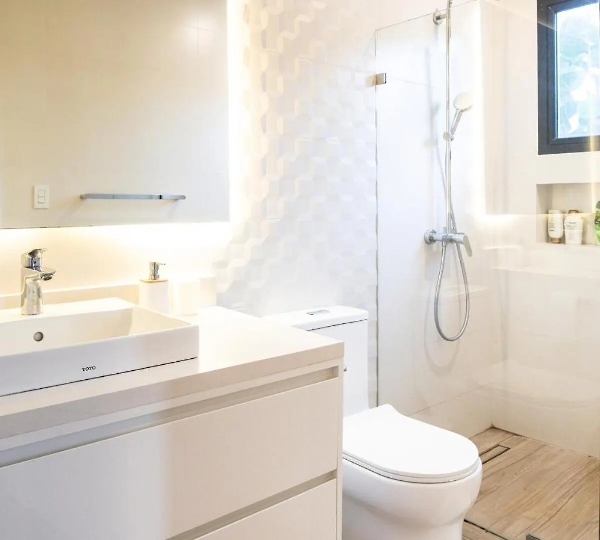 Modern Villa Louis 6-Bdr In Punta Cana With Maid